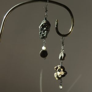 Desert Stones asymmetrical earrings