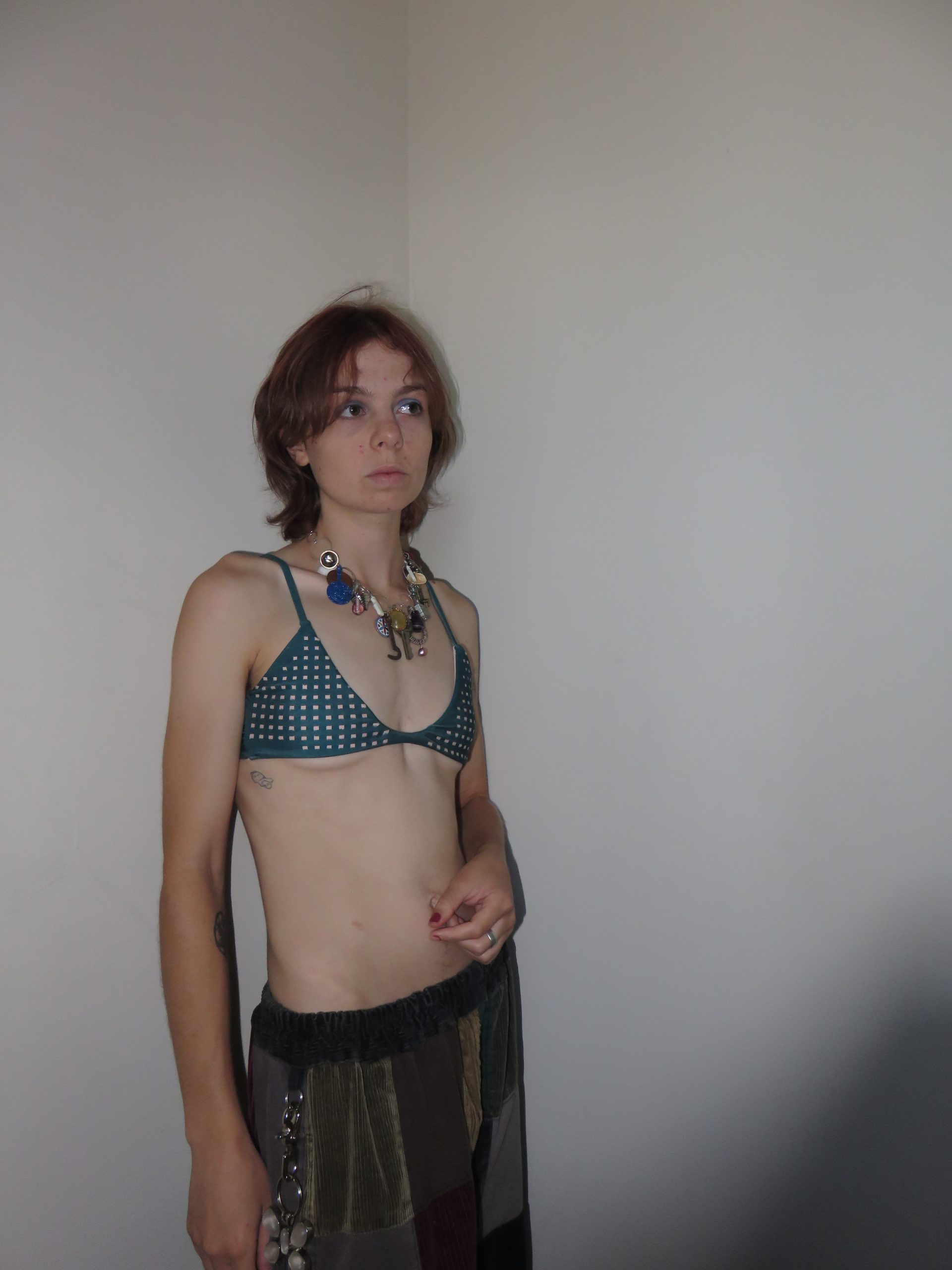 Magpie charm necklace - Image 2
